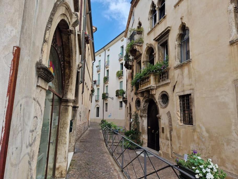 Altea'S Sweet Home In Piazza,Basilica Palladiana Vicenza Exterior foto